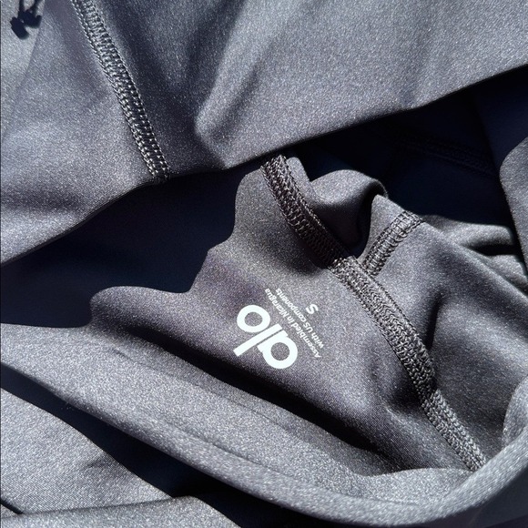 ✨ ALO Black Softsculpt + Airlift Set (NWT) leggings and tank– Size Small ✨ - Picture 8 of 10